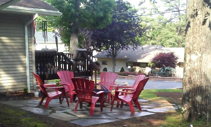 Rustic Natural Bluestone Patio